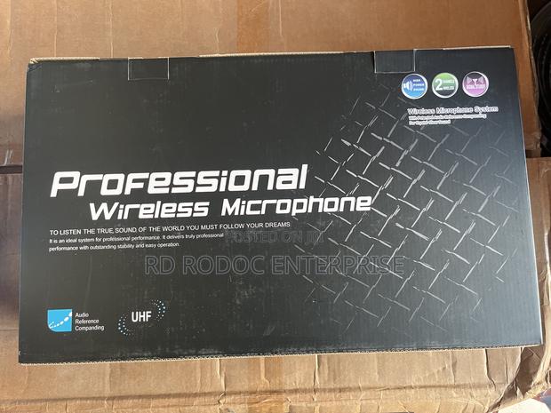 Professional 8 In 1 Mic · Photo 1