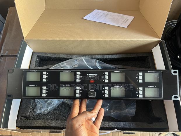 Professional 8 In 1 Mic · Photo 4