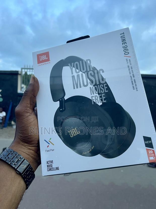 JBL Tune 960 · Photo 3