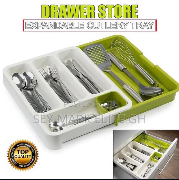 Expandable Drawer Cutlery Organizer · Photo 2