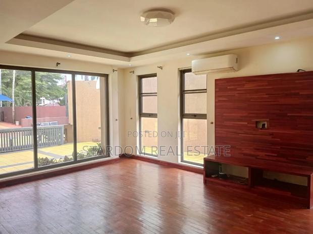 4bdrm Townhouse / Terrace in East Legon for rent · Photo 3