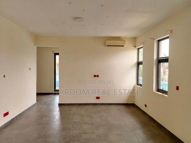 4bdrm Townhouse / Terrace in East Legon for rent · Photo 5