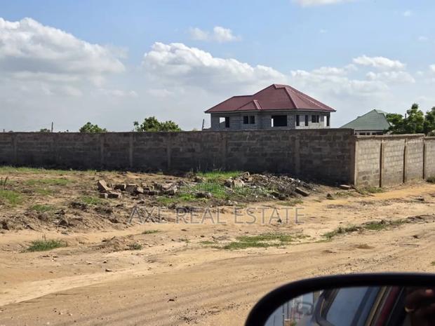 Prampram Beach Lane < Quite Residence Lands. · Photo 1