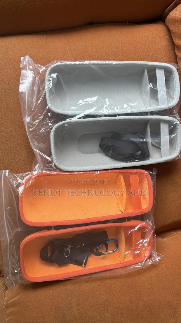 JBL Charge 4/5 Waterproof Bag · Photo 3