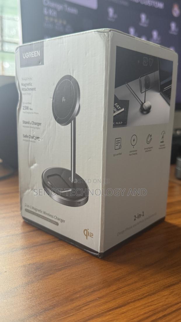 Ugreen Qi2 Magnetic Wireless Charger Stand · Photo 1
