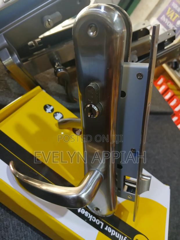 Yale Door Lock Siver · Photo 2