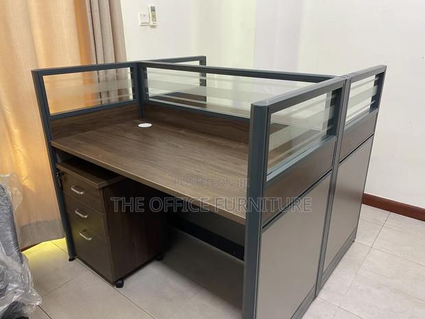 2in1 Office Workstation · Photo 2