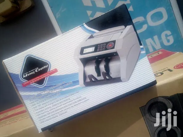 Counterfeit Detecting Money Counting Machine · Photo 1