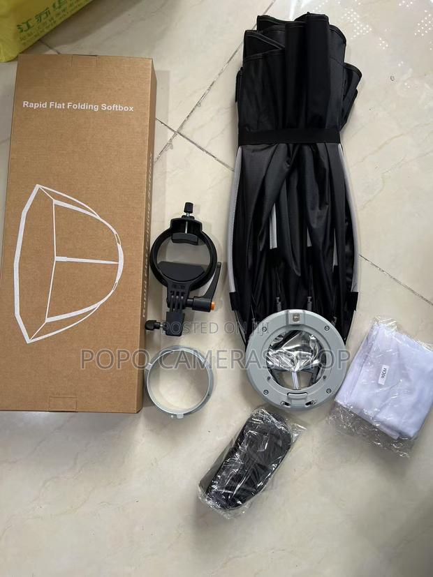 65cm Triopo Rapid Folding Softbox + Grid + Brackets · Photo 2