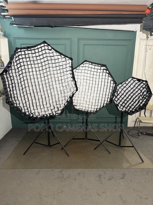 65cm Triopo Rapid Folding Softbox + Grid + Brackets · Photo 3