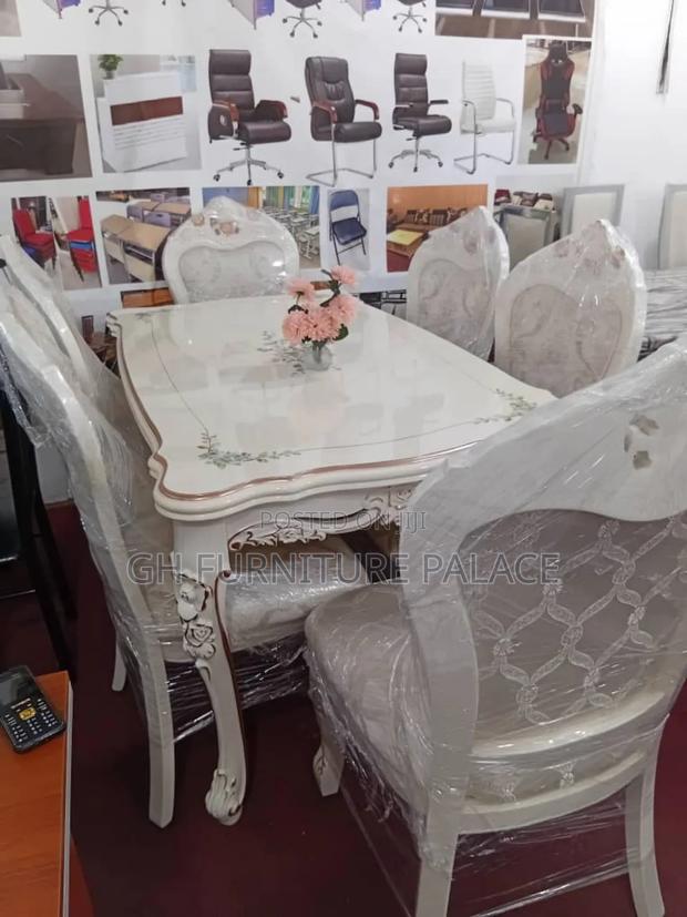 Royal Dining Set for Sale · Photo 1
