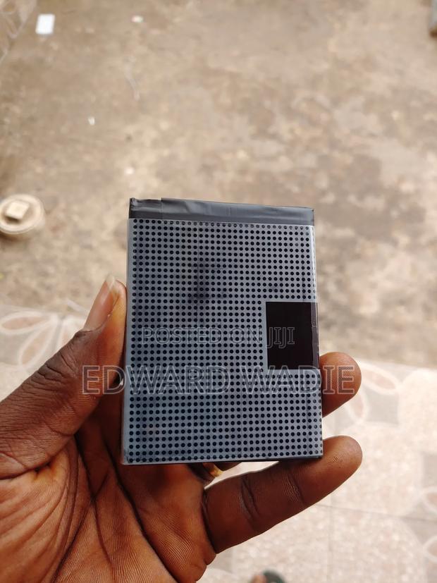 Huawei P20 Pro Battery · Photo 1
