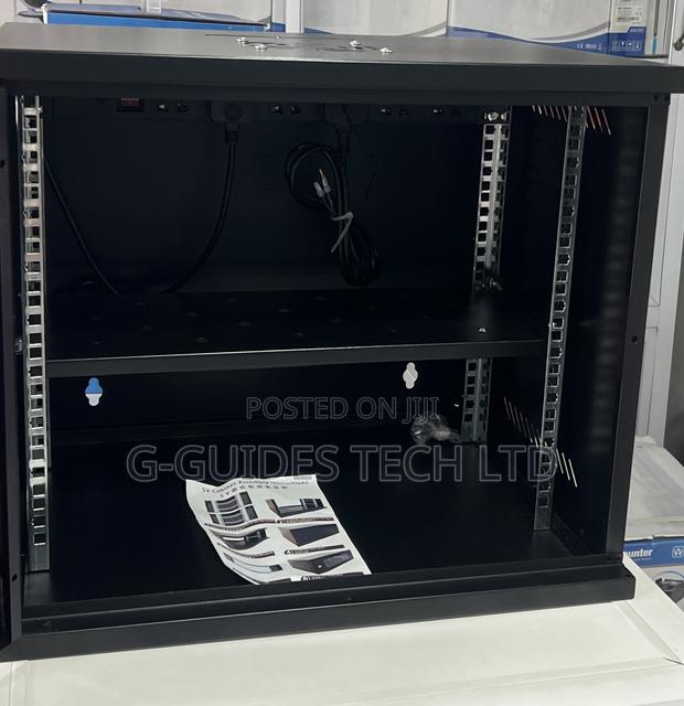 9u Cabinet 520x400x450mm With Extension Board, Fan and Tray · Photo 3