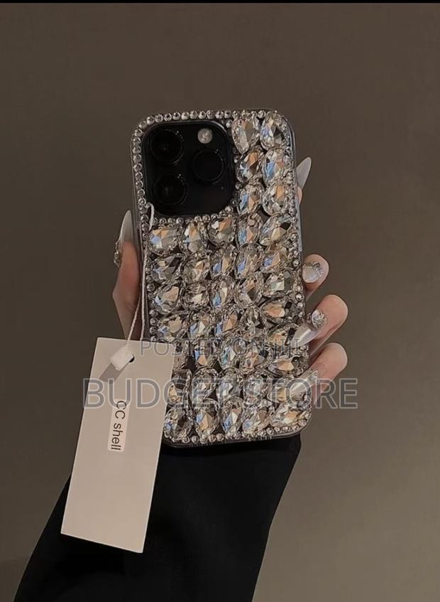 Celebrity Rhinestone · Photo 4