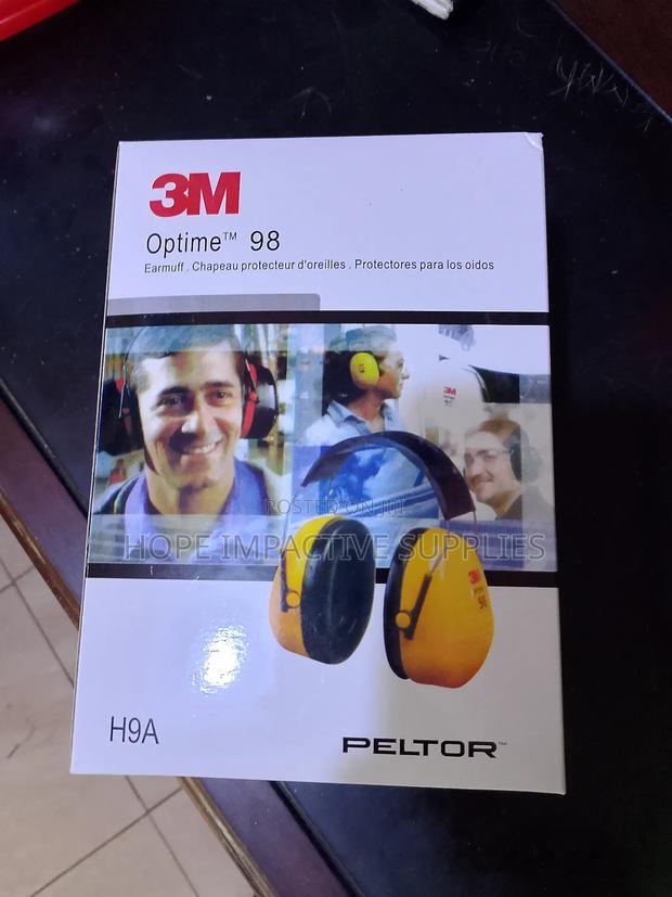3m Earmuff, Optime 98. · Photo 1