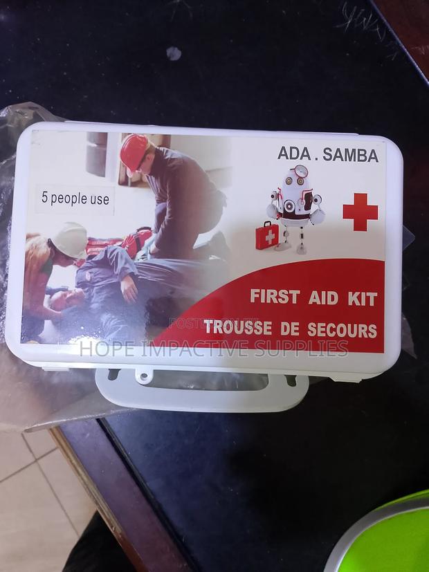 First Aid Kit For 5 People. · Photo 1