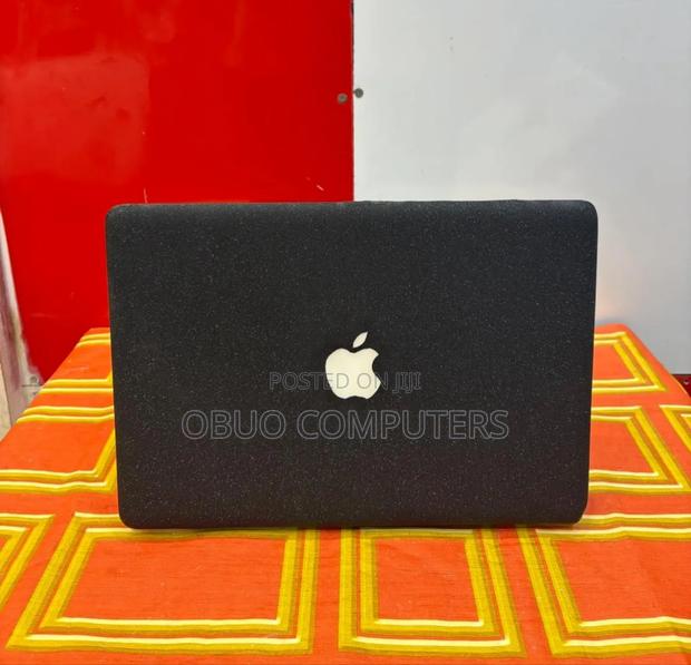 Laptop Apple MacBook Pro 6GB Intel Core I5 SSD 128GB · Photo 5