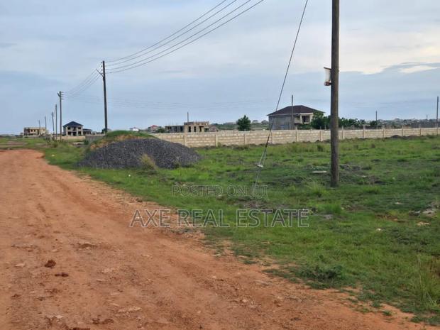 Tema Community 25 Plots < Stylish Layout Plan. · Photo 2
