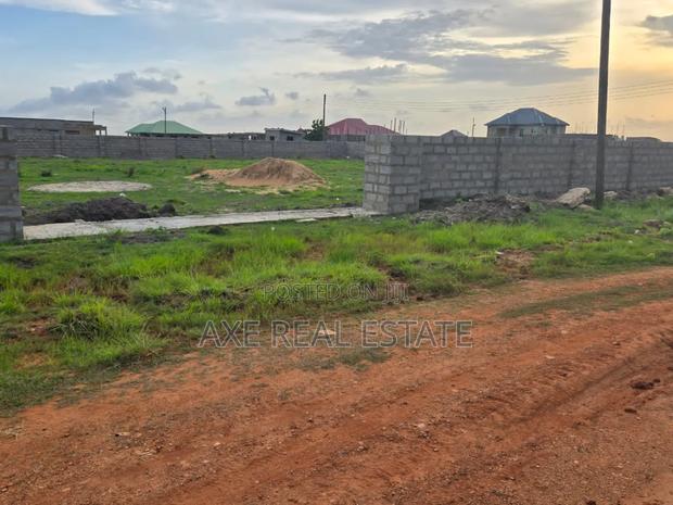 Best and Cool Tema Community 25 Plots · Photo 2
