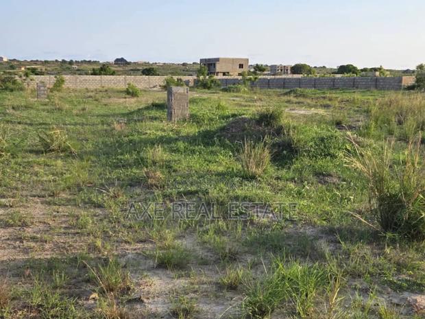 Registered Lands at Prampram Beach Road. Quiet Area! · Photo 1