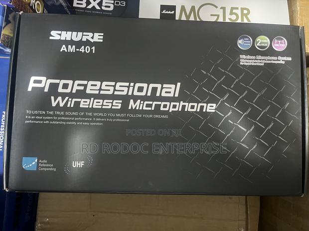 Professional 4 In 1 Microphone · Photo 4