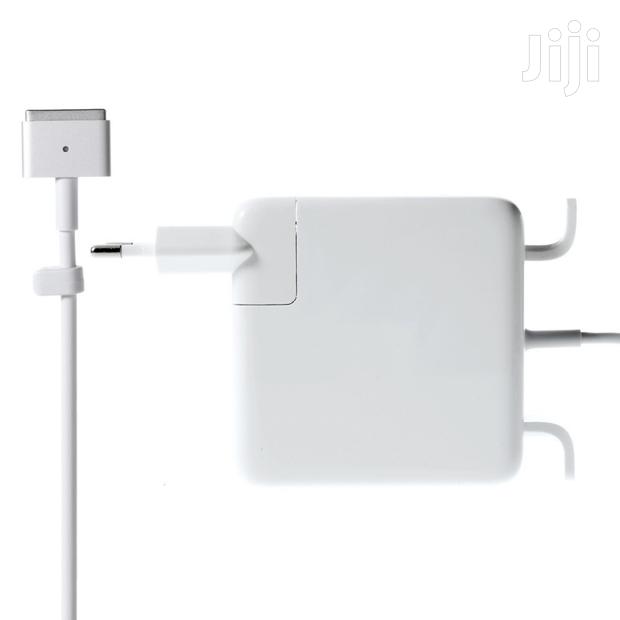 Mac Book Air Charger · Photo 1
