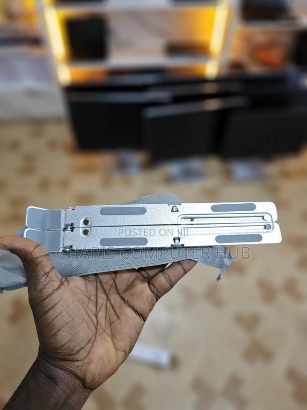 Laptop Stand · Photo 4