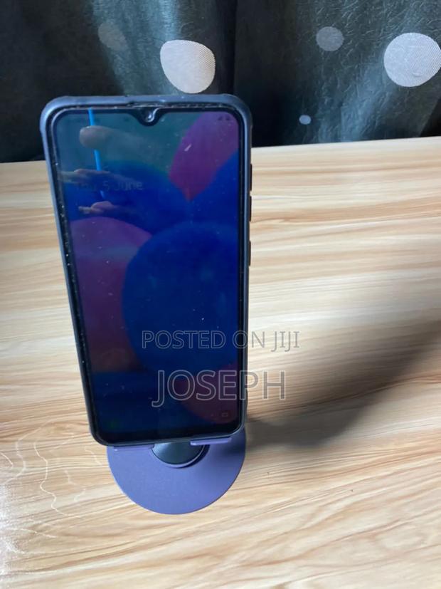 Phone Stand 360 Tupe · Photo 2