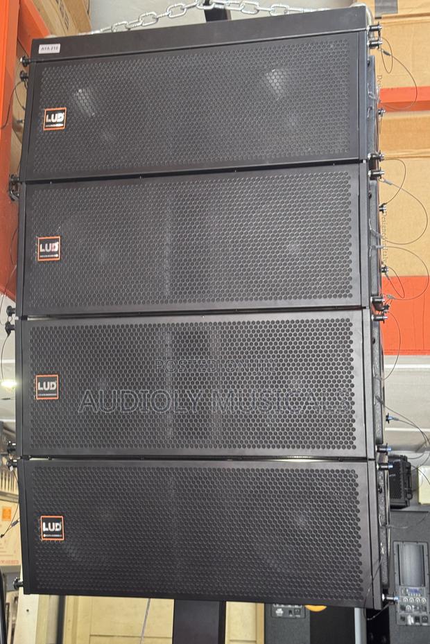 L U D 12- Inches Line Array Speakers · Photo 4