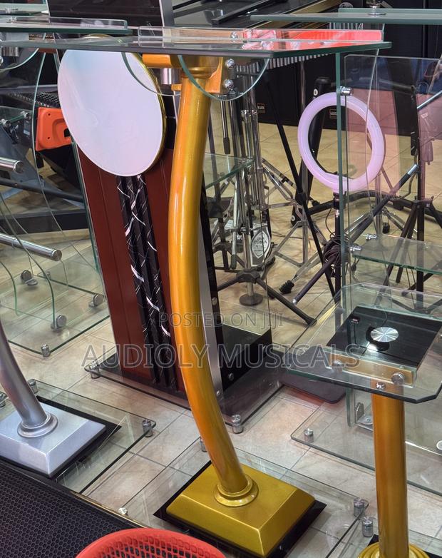 Very Classic Glass Pulpit for Churches (Two in One) · Photo 2
