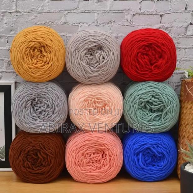 200g 8ply Yarn- 1pc · Photo 2