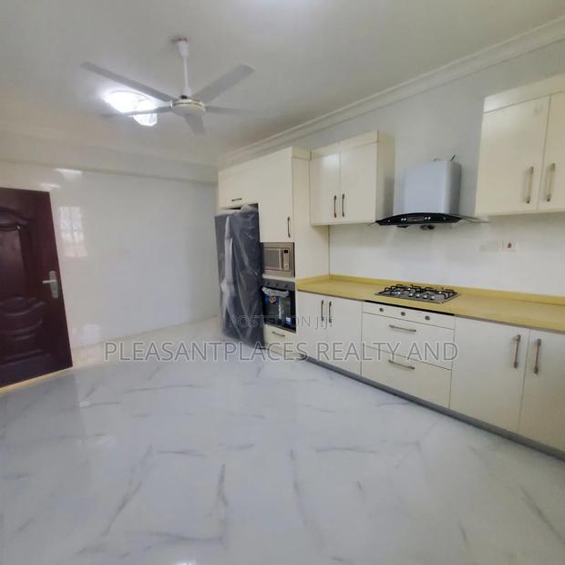 3bdrm Apartment in Pleasantplaces, School Junction for rent · Photo 6