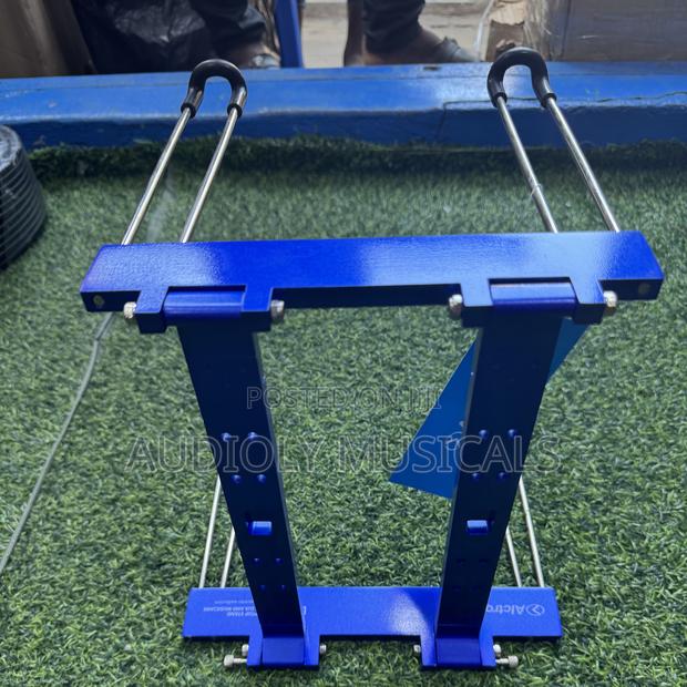 Alctron Professional Laptop Stand for Dj’S · Photo 6