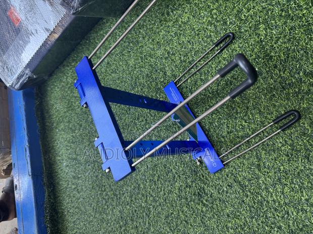Alctron Professional Laptop Stand for Dj’S · Photo 8