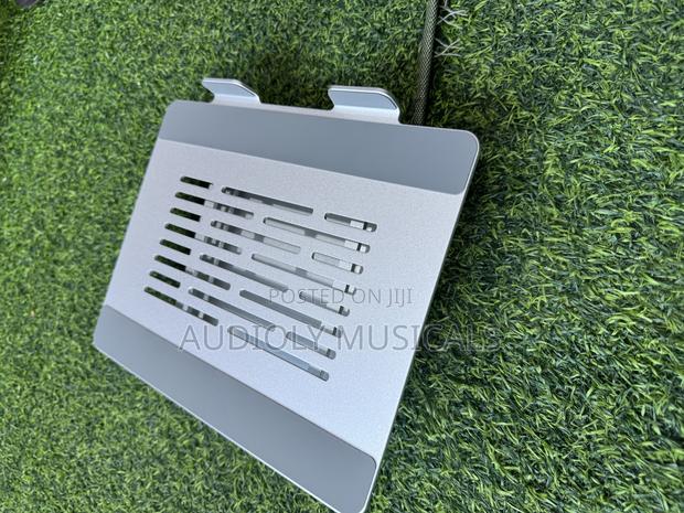 Adjustable Laptop Classic Stand · Photo 8