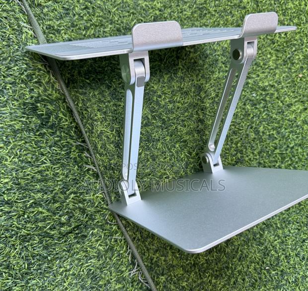 Adjustable Laptop Classic Stand · Photo 1