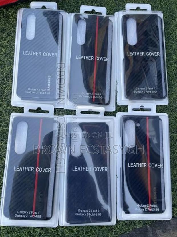 Carbon Fiber Case for Galaxy Fold 3 and Fold 5 · Photo 7