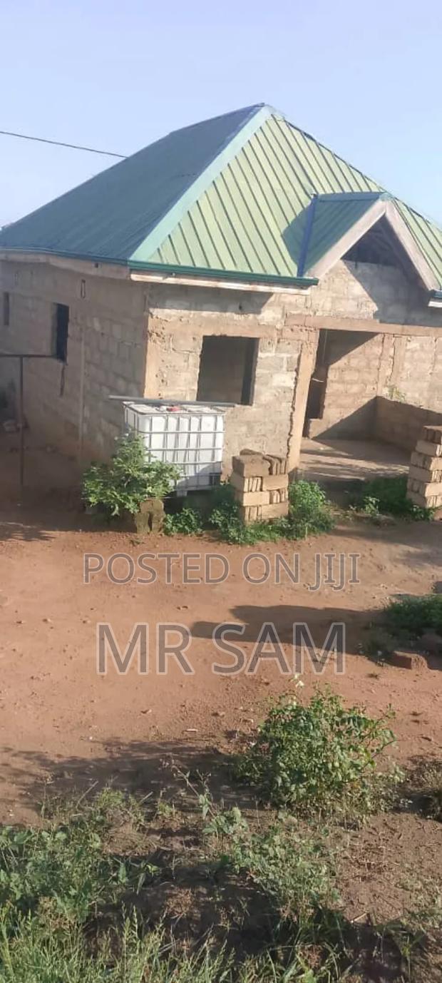 3bdrm House in Amasaman for sale · Photo 4