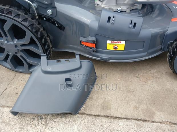 4.5hp Leo Lawn Mower · Photo 6