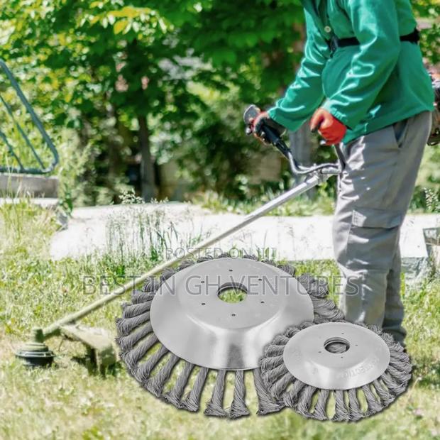 Universal Brush Cutter Twisted Wire Blade · Photo 1