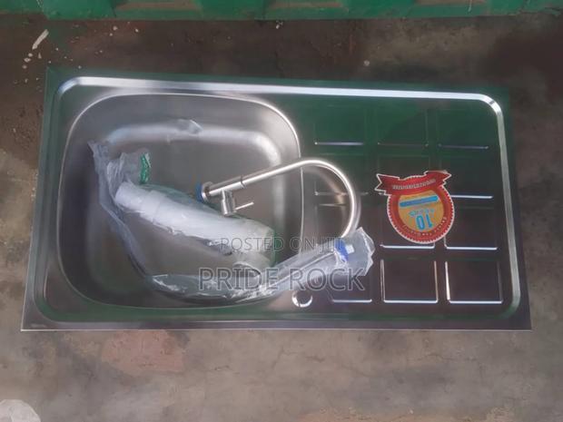 Small Kitchen Sink Set for Block Installation With Tap · Photo 1