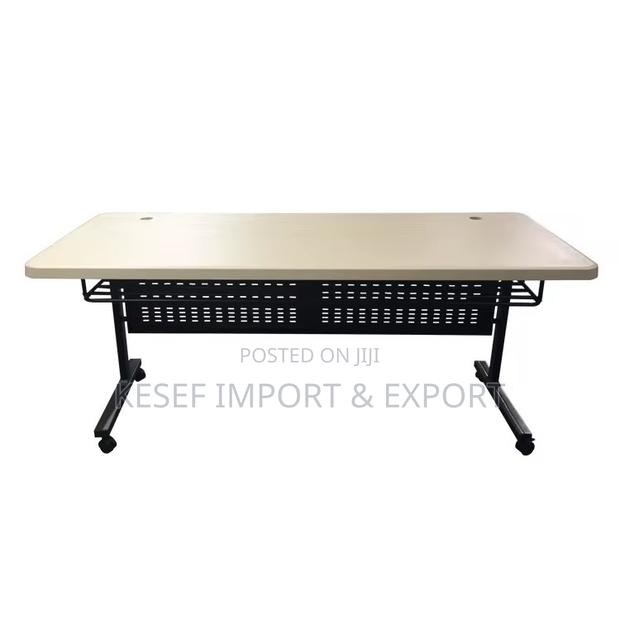 Movable Multipurpose Classroom Table · Photo 2