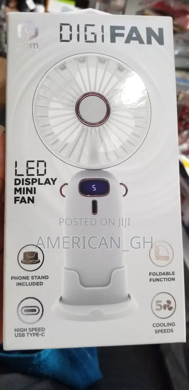 Digi Led Display Mini Fan · Photo 1