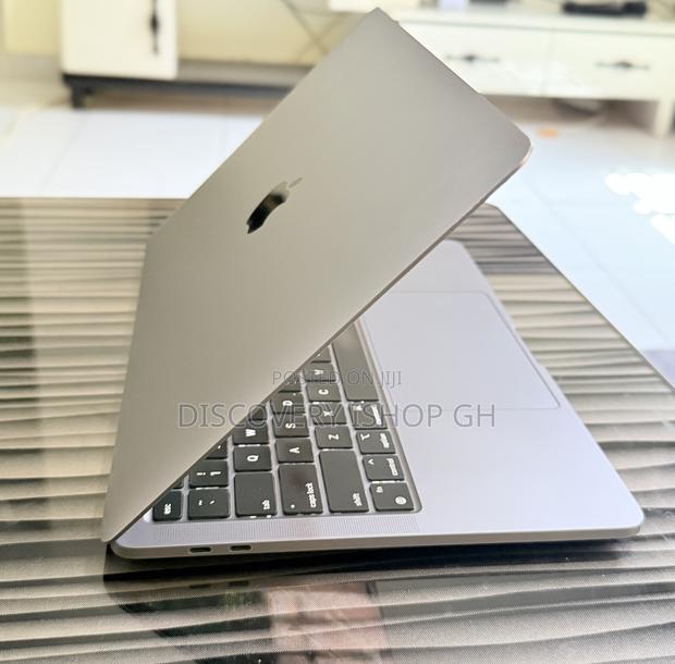 Laptop Apple MacBook Pro 2020 8GB Apple M1 SSD 256GB · Photo 1