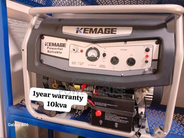 Panel Grand Core Kemage Petrol Generator 10kva 13000watts · Photo 1