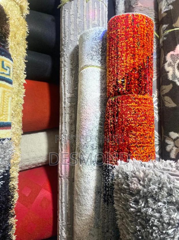 Super Quality Floor Carpets · Photo 1