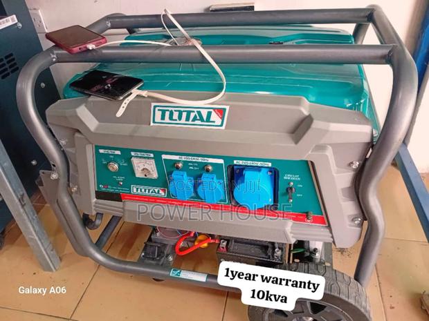 Panel Volt Vault Total Generator 10kva 13000watts · Photo 1