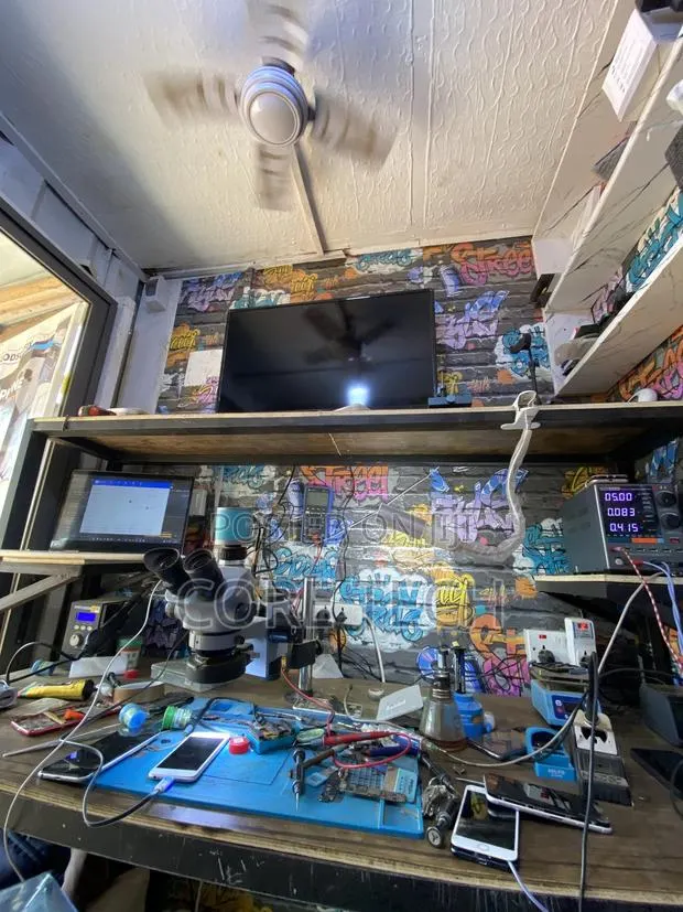 Phone and Laptop Repairs · Photo 1