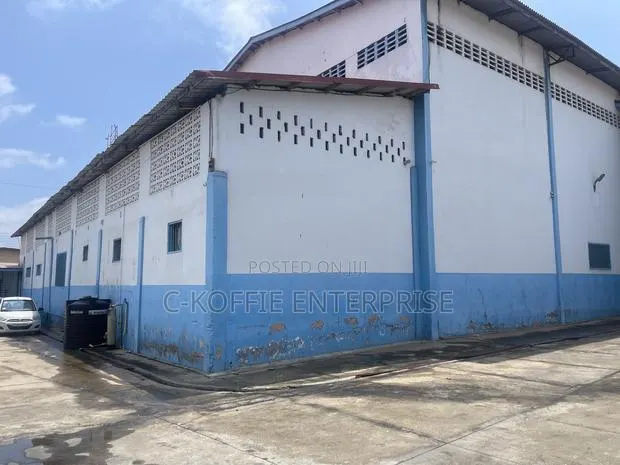 80,000 SQM Warehouse for Sale · Photo 1