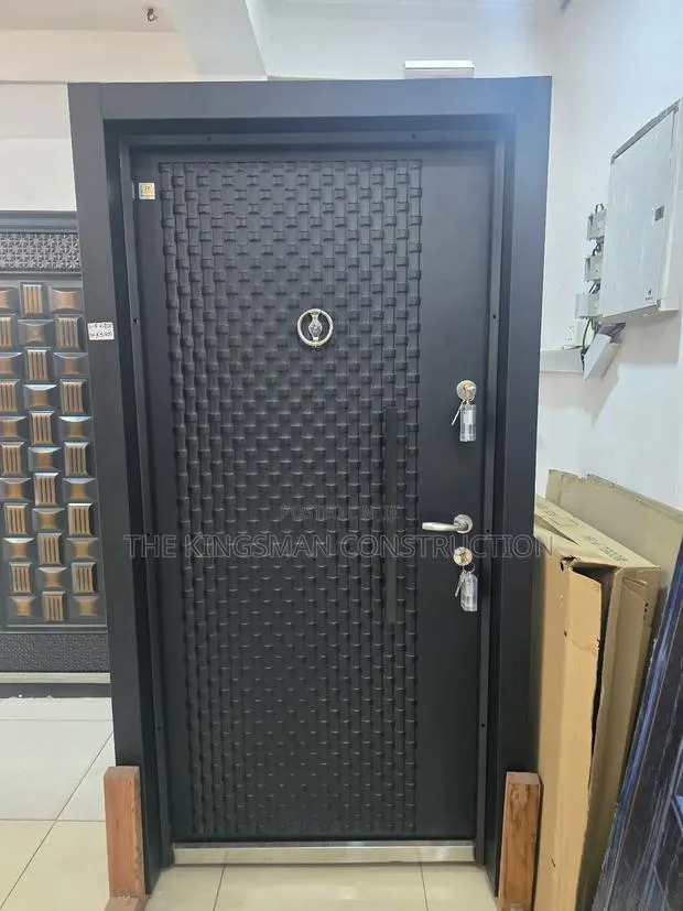 Heavy Duty Doors Available · Photo 1